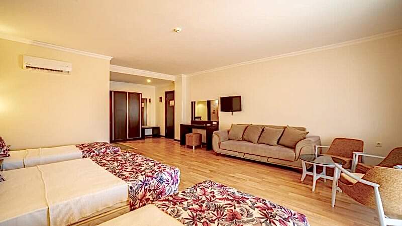 Fethiye Ölüdeniz Pamukkale Turu / Sunshine Holiday Resort Fethiye / 3 Gece 4 Gün / İstanbul, İzmit ve Sakarya Çıkışlı