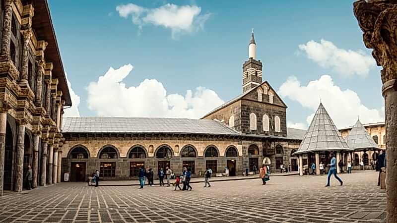 Kurban Bayramı Özel / Güneydoğu Anadolu Turu / 4 Gece 5 Gün / ( 3 Gece Otel Konaklamalı) İstanbul Kalkışlı