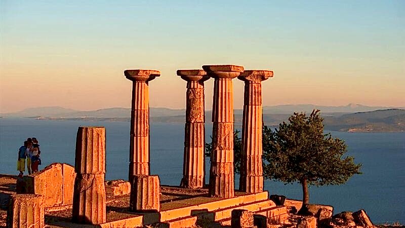 Bozcaada Ayvalık Cunda Turu 1 Gece Konaklama