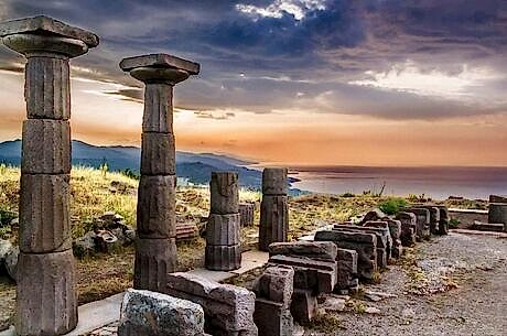 Bozcaada Ayvalık Cunda Turu 1 Gece Konaklama