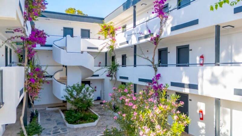 Ladonia Luna Beach Bodrum   /  4 Gece 5 Gün / İstanbul Bursa ve İzmir Kalkışlı