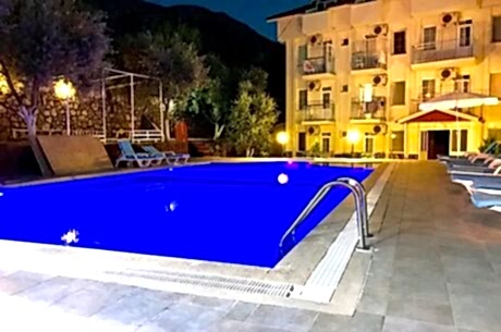 Fethiye Turu  / 3 Gece 4 Gün /Ölüdeniz Doğa Otel Konaklamalı   /  İstanbul Çıkışlı 