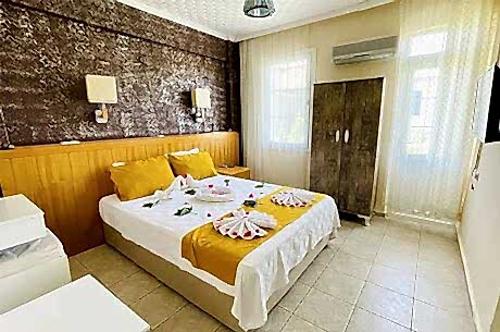 Fethiye Turu  / 3 Gece 4 Gün /Ölüdeniz Doğa Otel Konaklamalı   /  İstanbul Çıkışlı 